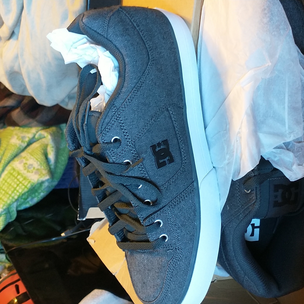 DC Shoes